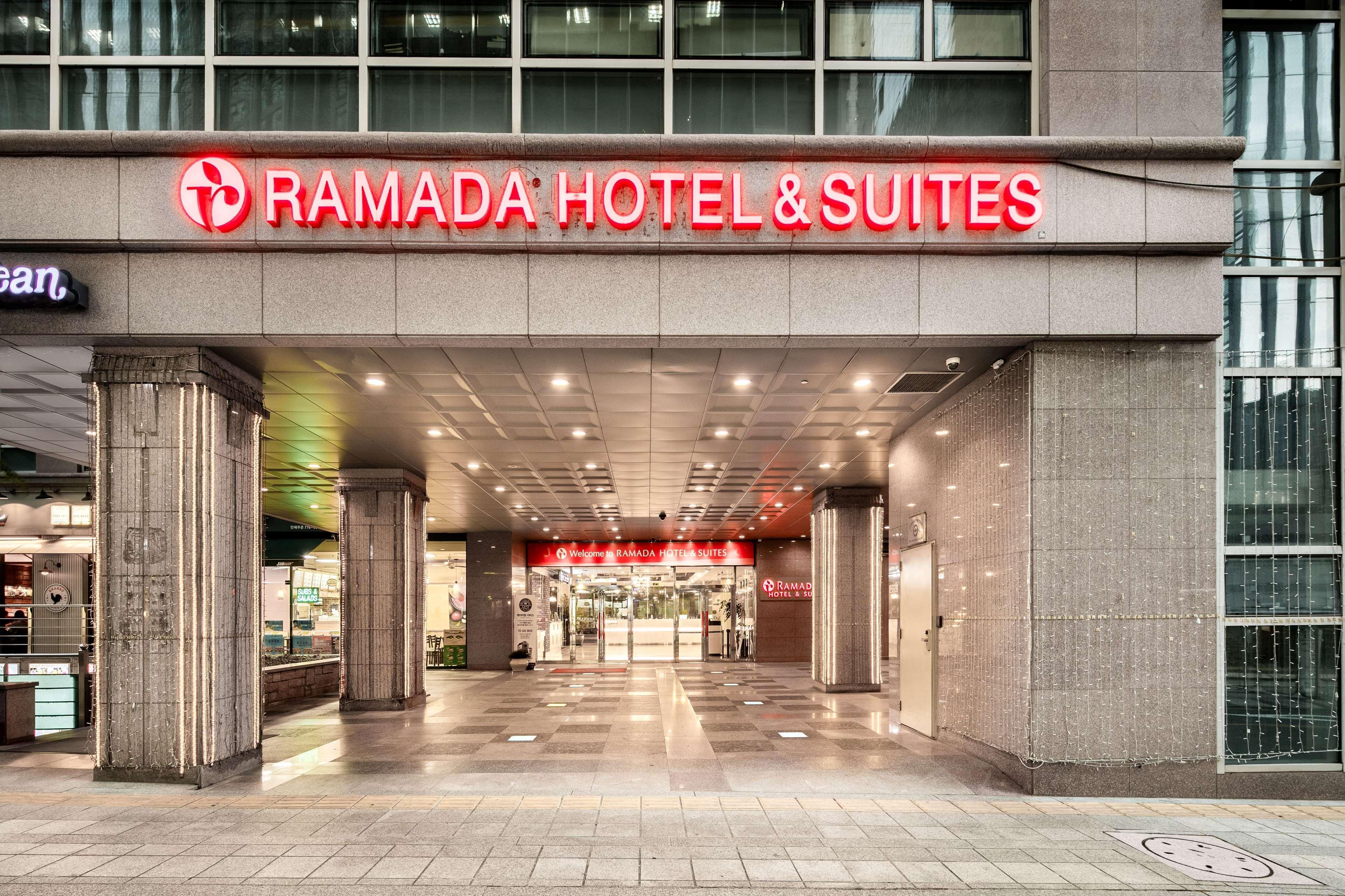 Ramada Hotel And Suites Seoul Namdaemun Exterior photo